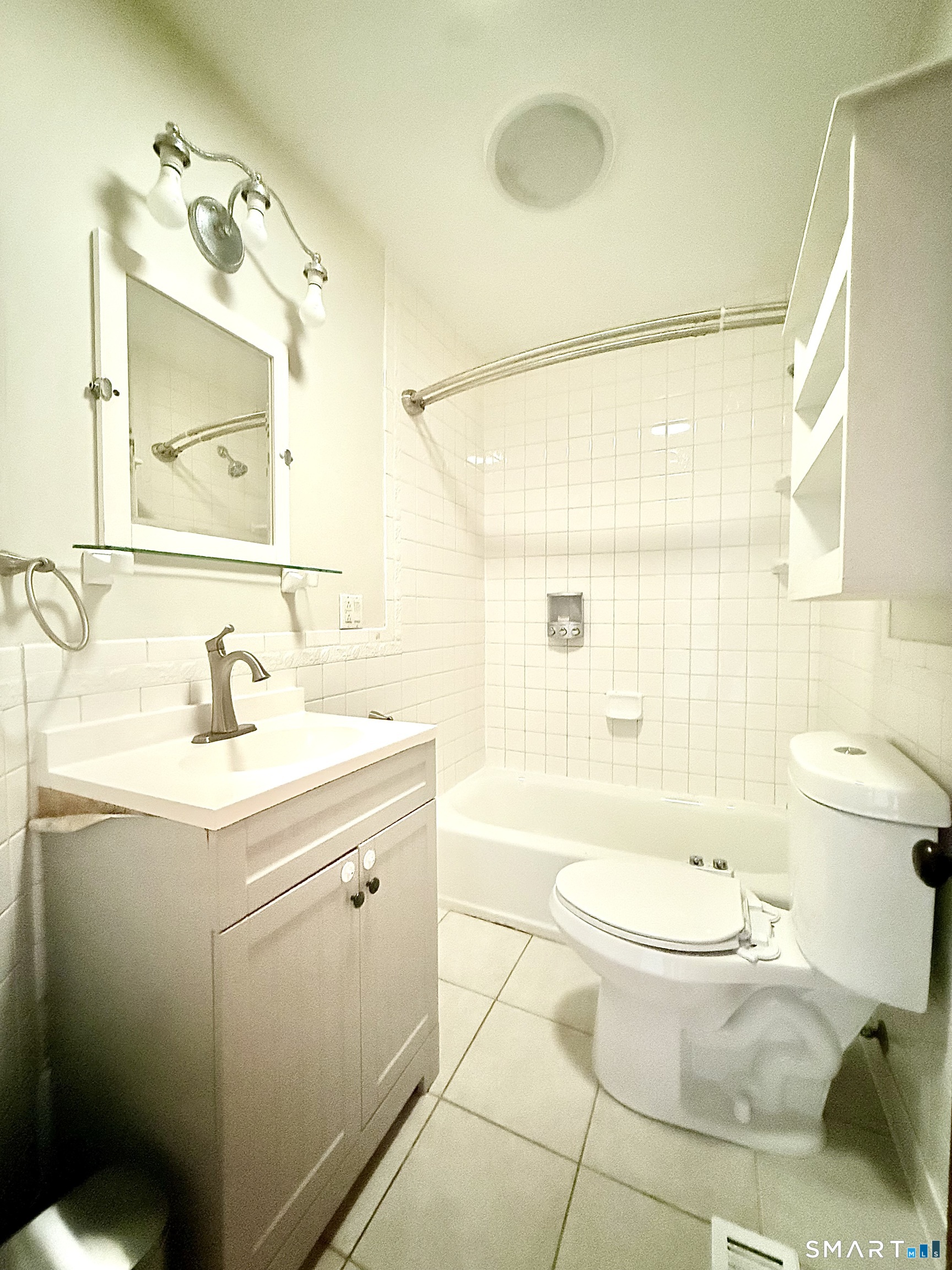 85 Alma Street Waterbury, CT 06705 - Photo 17 of 20