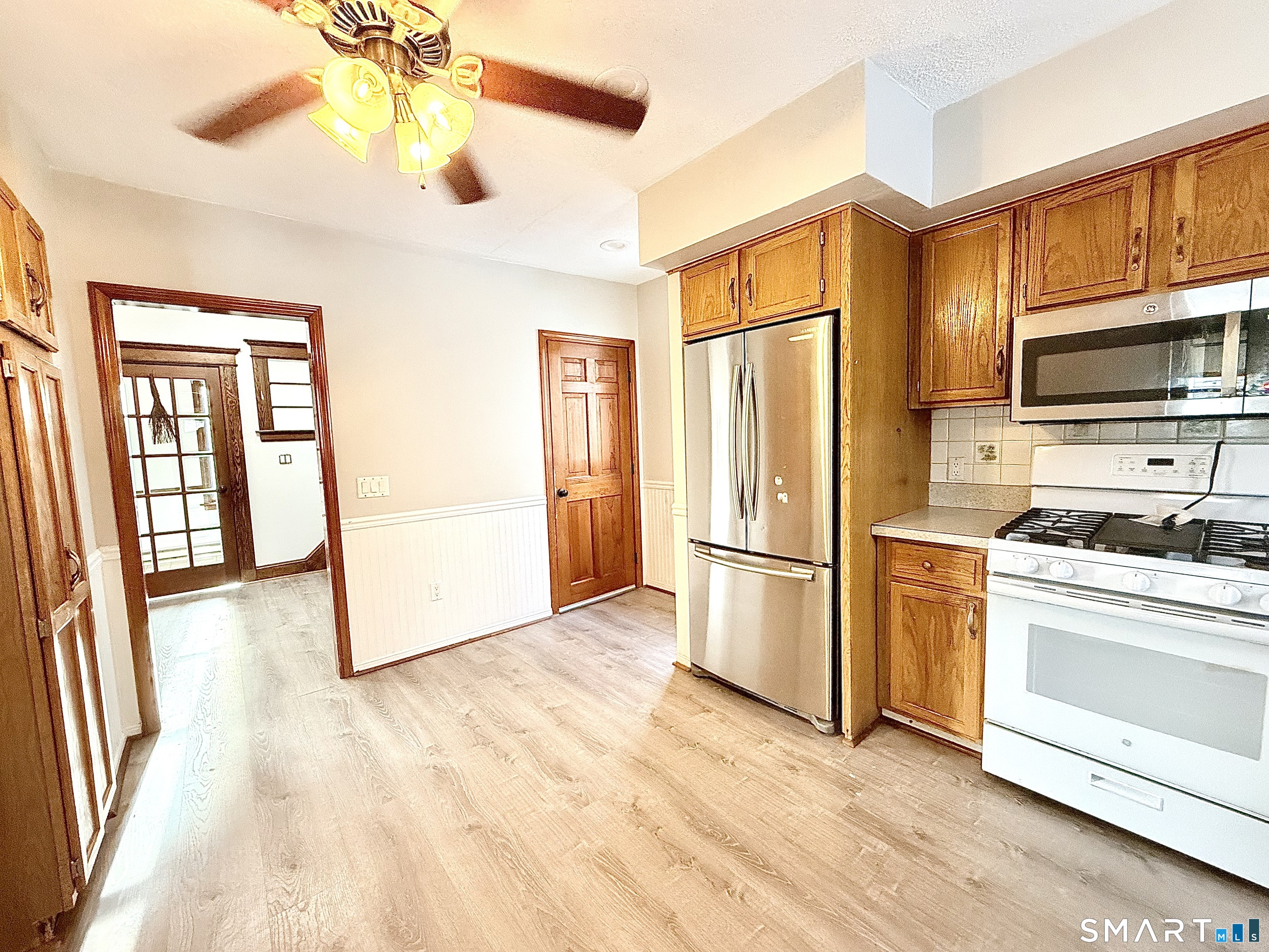 85 Alma Street Waterbury, CT 06705 - Photo 10 of 20