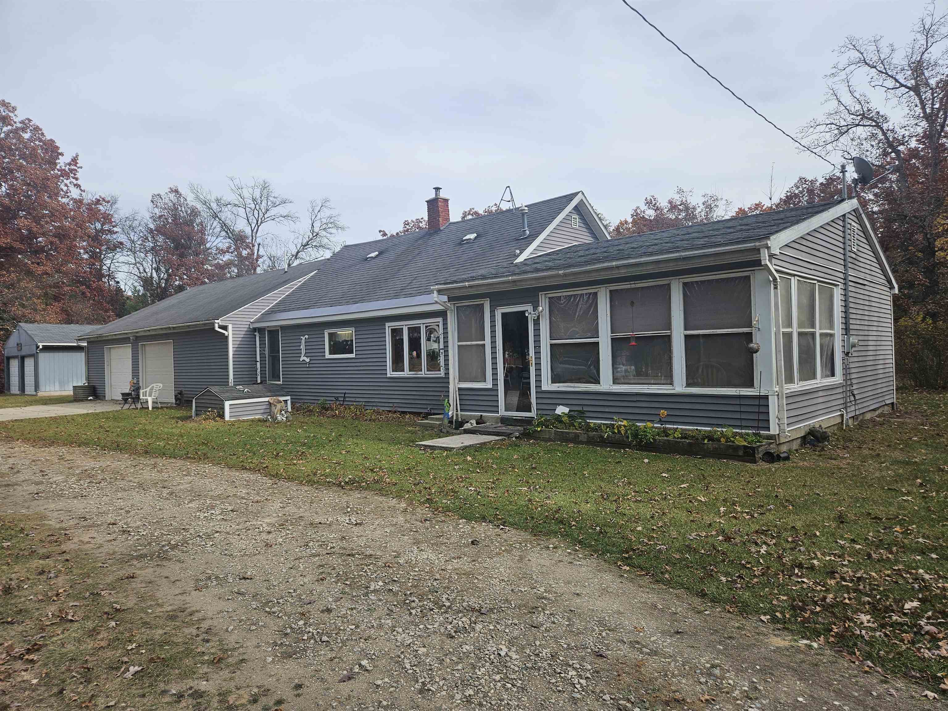 503 Elder Road Harrison, MI 48625 - Photo 3 of 71