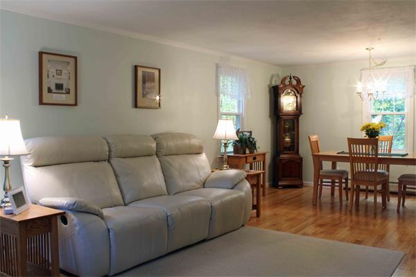 52 Country Club Road Greenfield, MA 01301 - Photo 9 of 30 Gallery Image 9