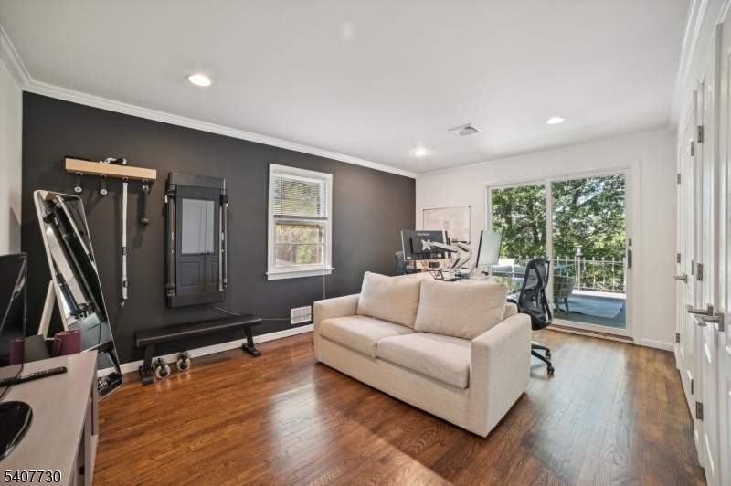 63 Hemlock Road Little Falls, NJ 07424 - Photo 17 of 29