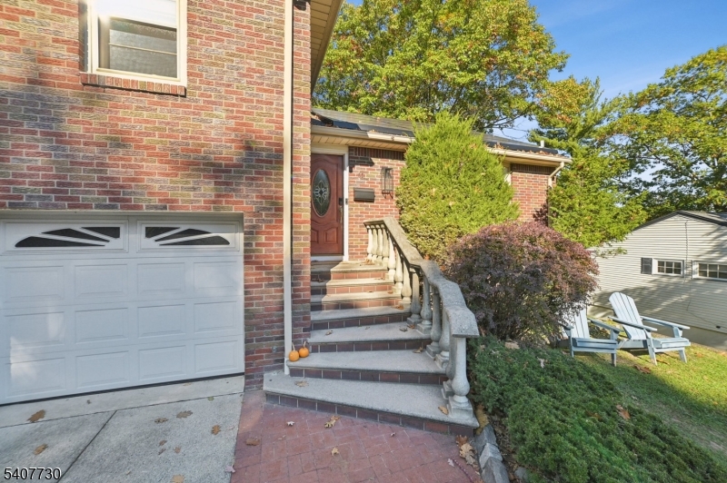 63 Hemlock Road Little Falls, NJ 07424 - Photo 3 of 29