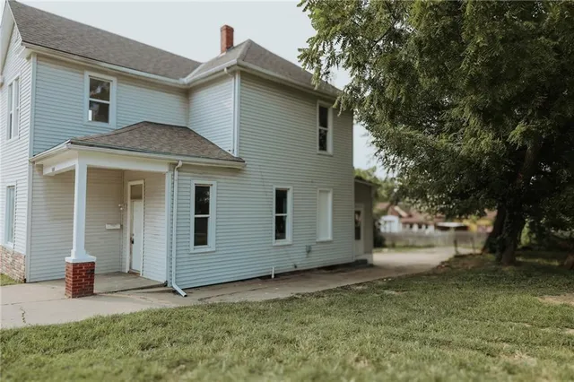 $134,000 | 1905 Mitchell Avenue, St. Joseph, MO 64507