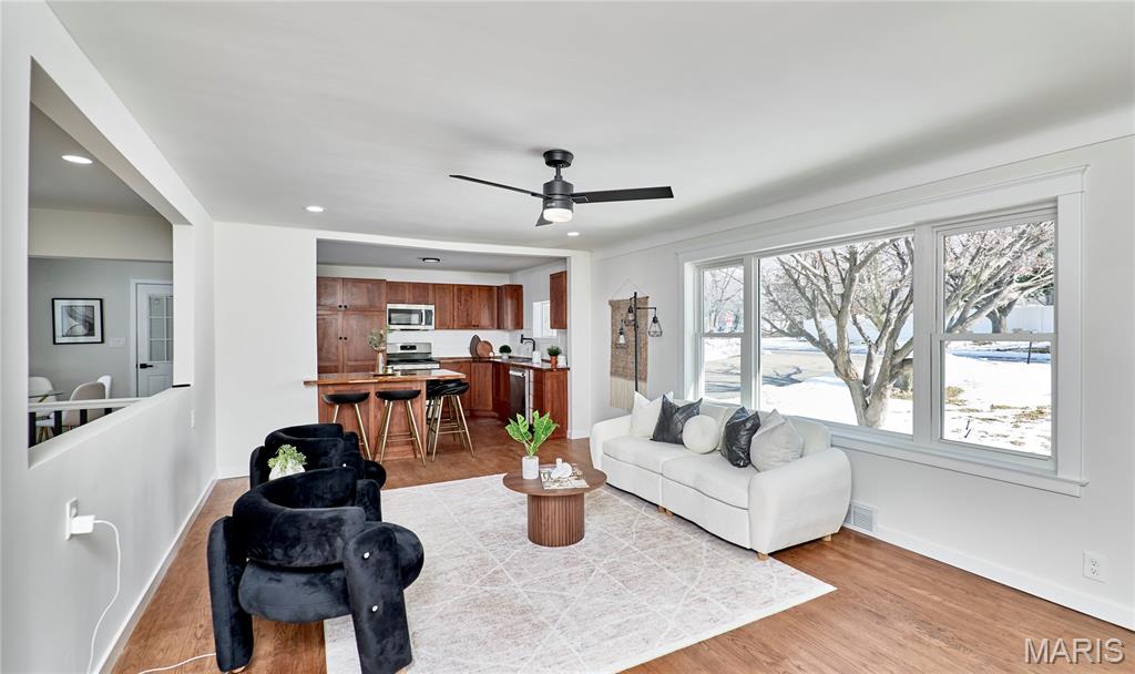 1015 Dingledine Road St. Charles, MO 63304 - Photo 5 of 57