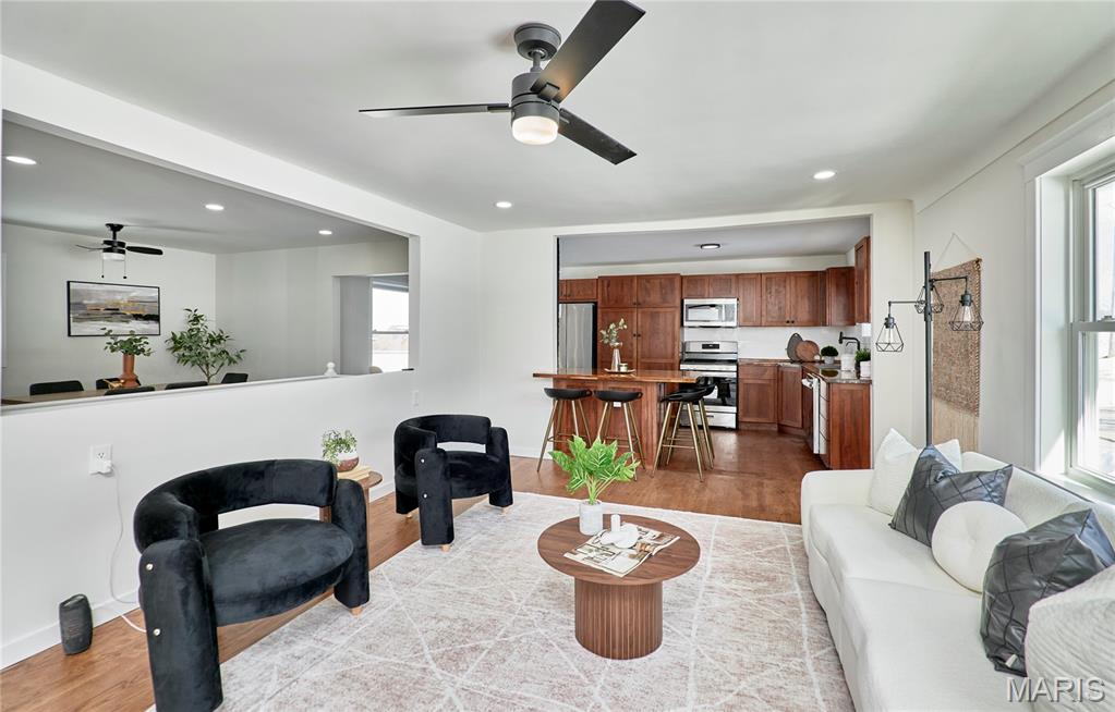 1015 Dingledine Road St. Charles, MO 63304 - Photo 7 of 57