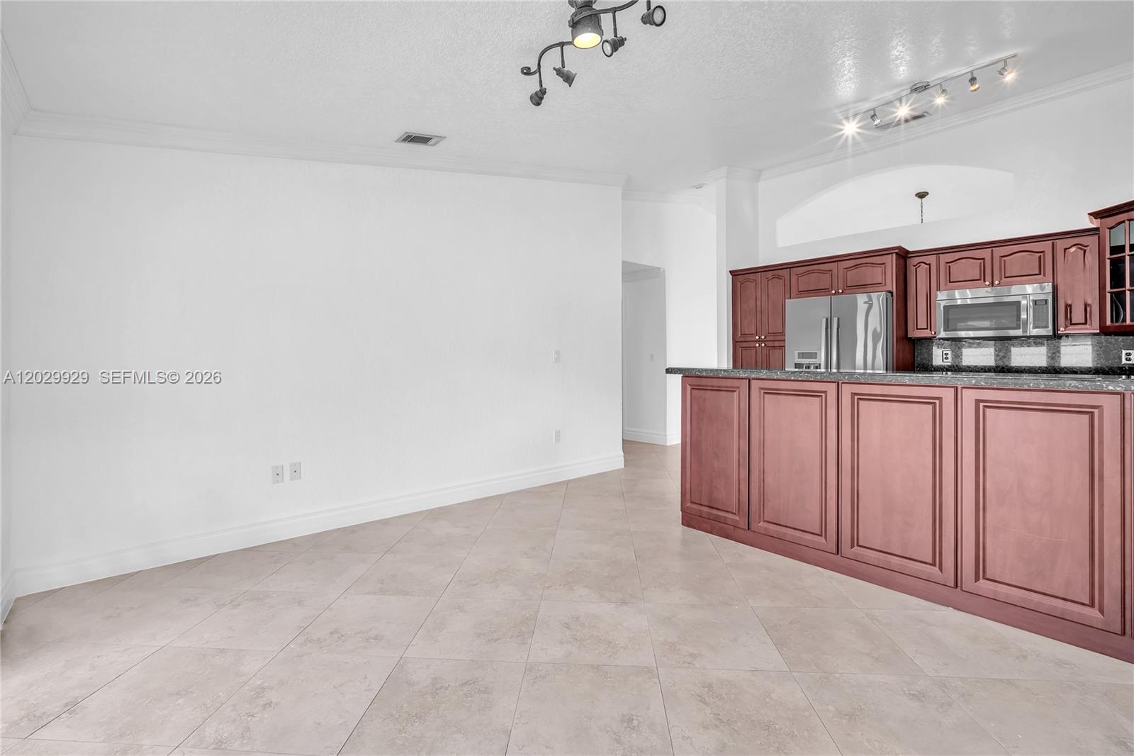 15715 Southwest 76th Terrace Miami, FL 33193 - Photo 17 of 40 Photo 17