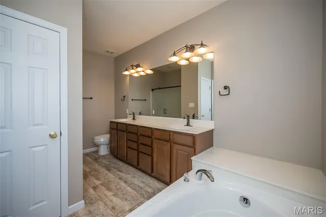 $475,000 | 2449 Flowerdale Court, Eureka, MO 63025