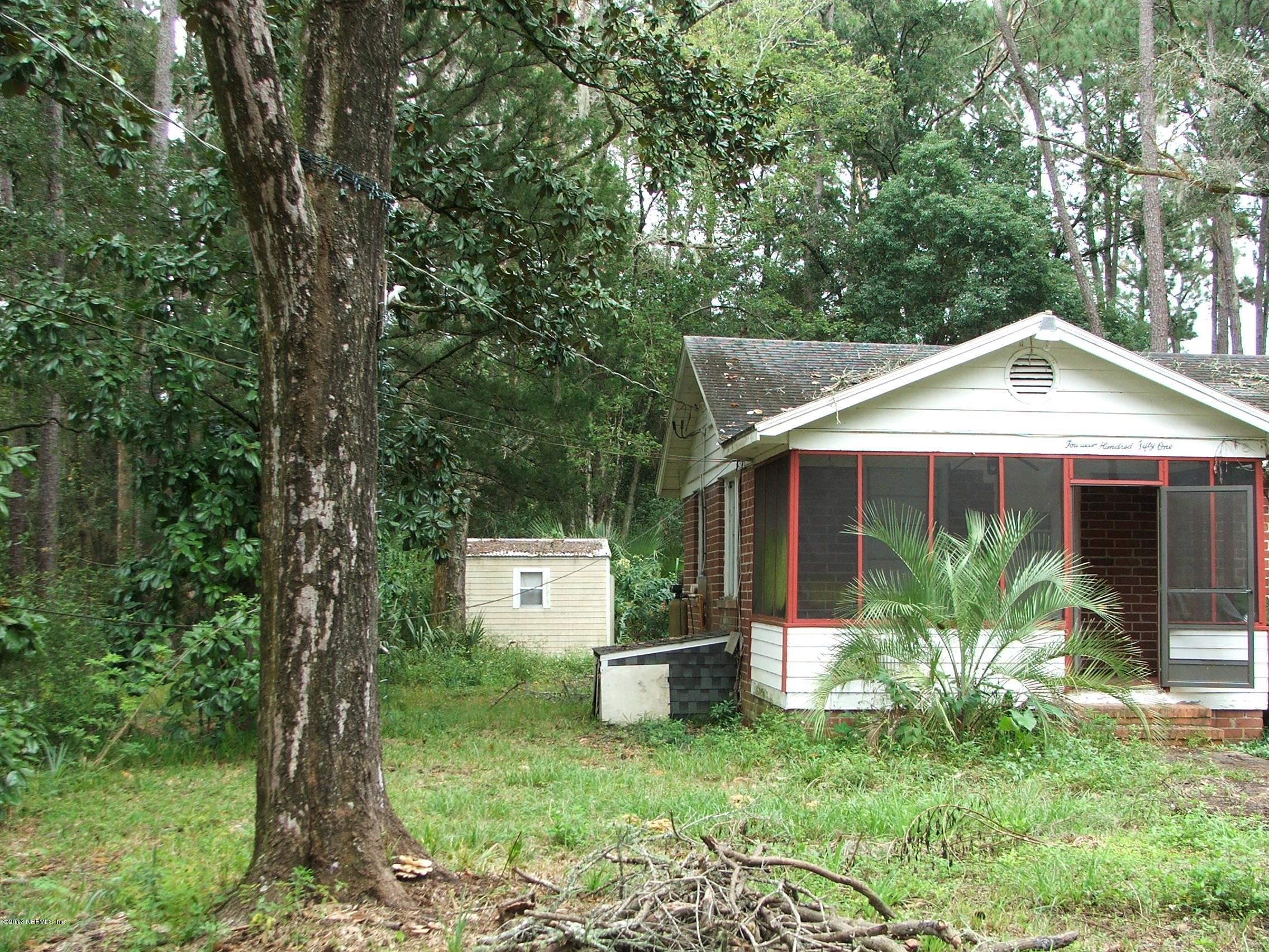 1451 Parental Home Road Jacksonville, FL 32216 - Photo 8 of 25 partial of side yard