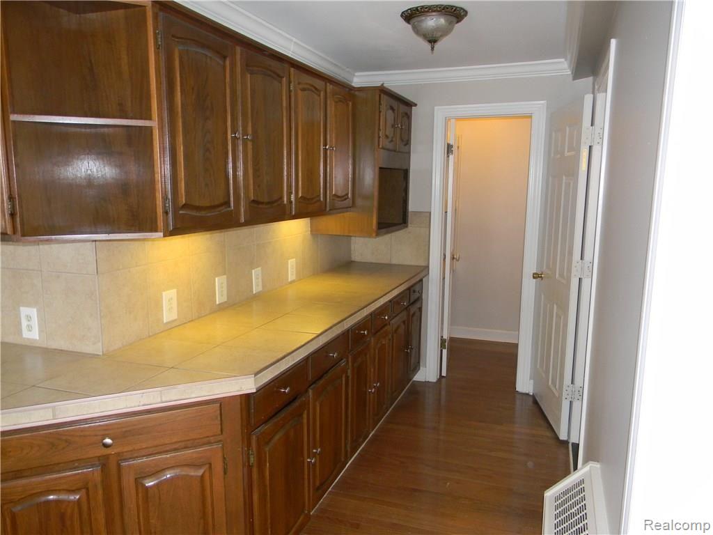 4391 North Gale Road Davison, MI 48423 - Photo 11 of 41 DSCN6028.JPG
