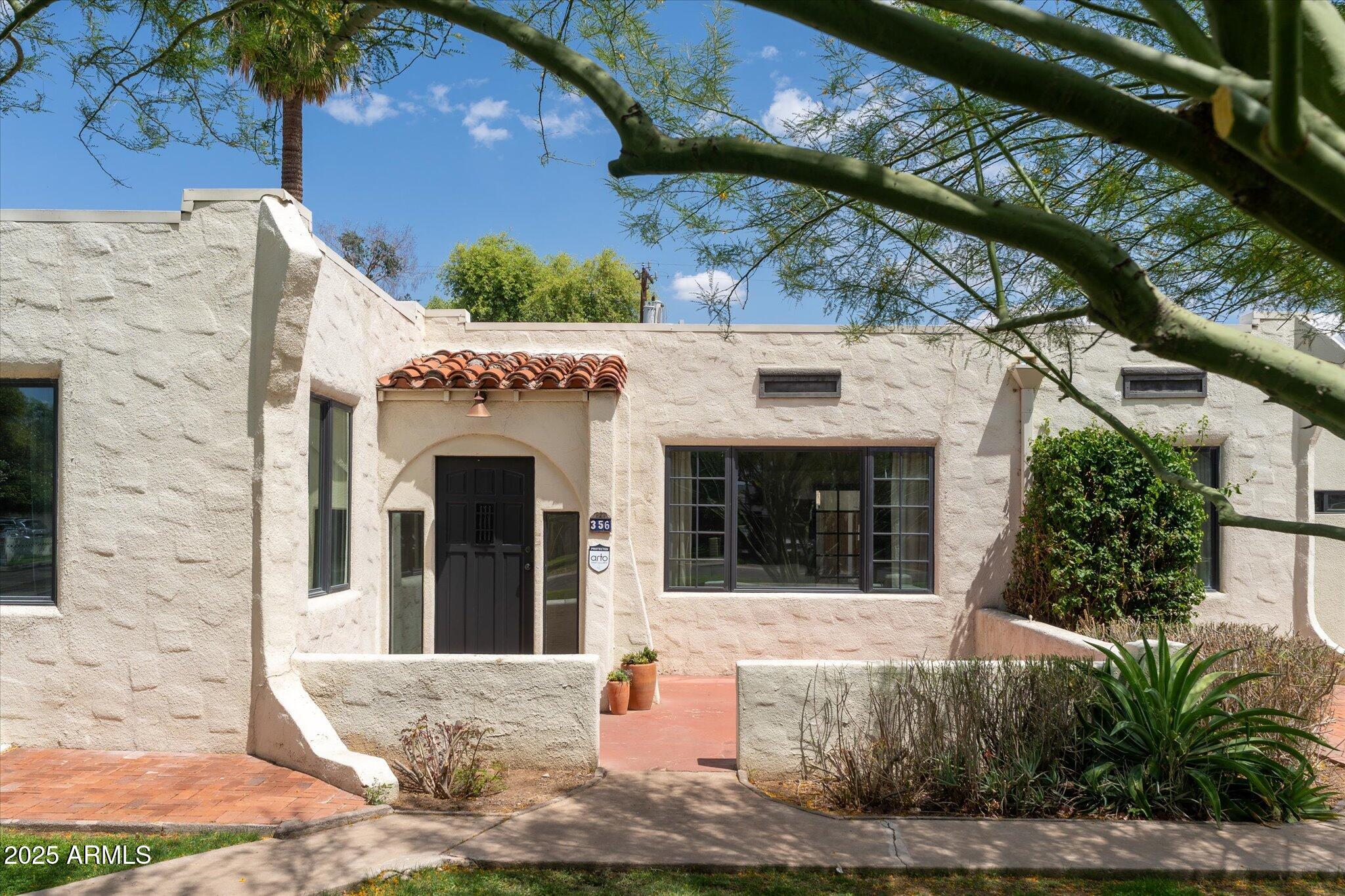 356 West Roma Avenue Phoenix, AZ 85013 - Photo 2 of 60 Front