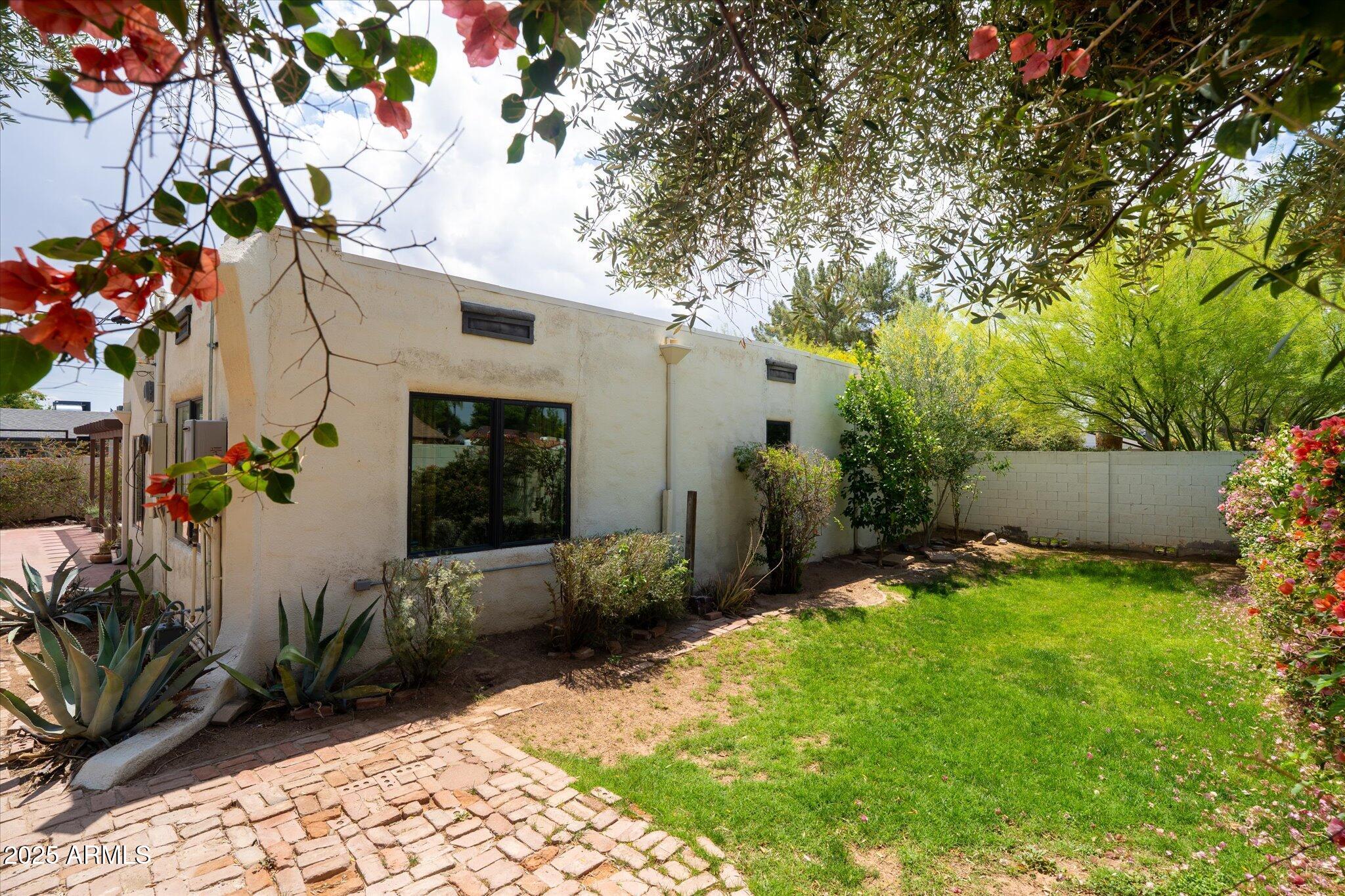 356 West Roma Avenue Phoenix, AZ 85013 - Photo 55 of 60 Backyard