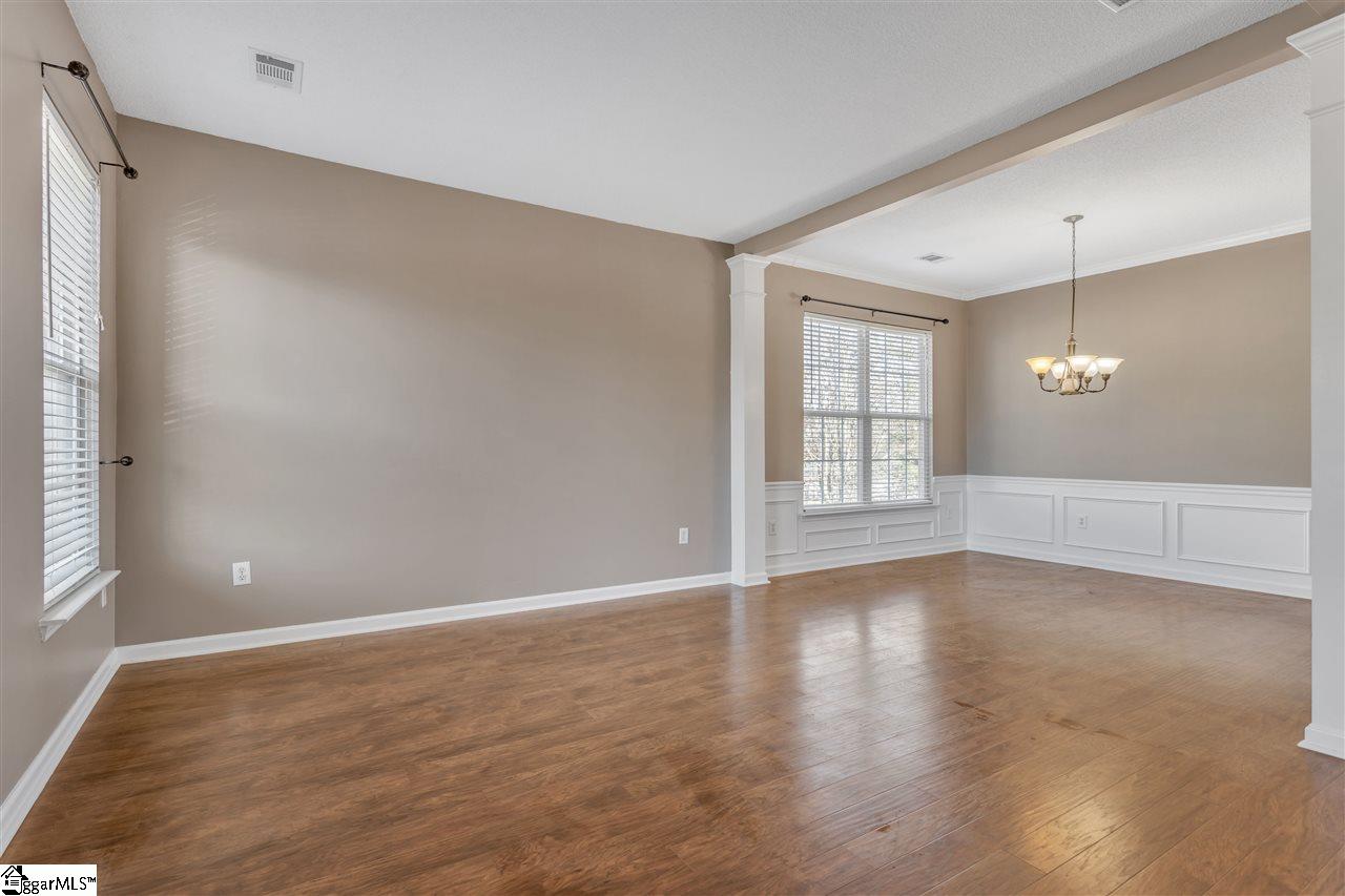 310 Valhalla Lane Simpsonville, SC 29681 - Photo 2 of 18 Gallery Image 2