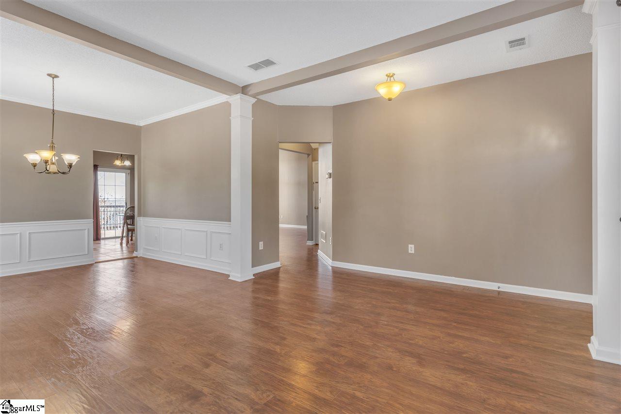 310 Valhalla Lane Simpsonville, SC 29681 - Photo 3 of 18 Gallery Image 3