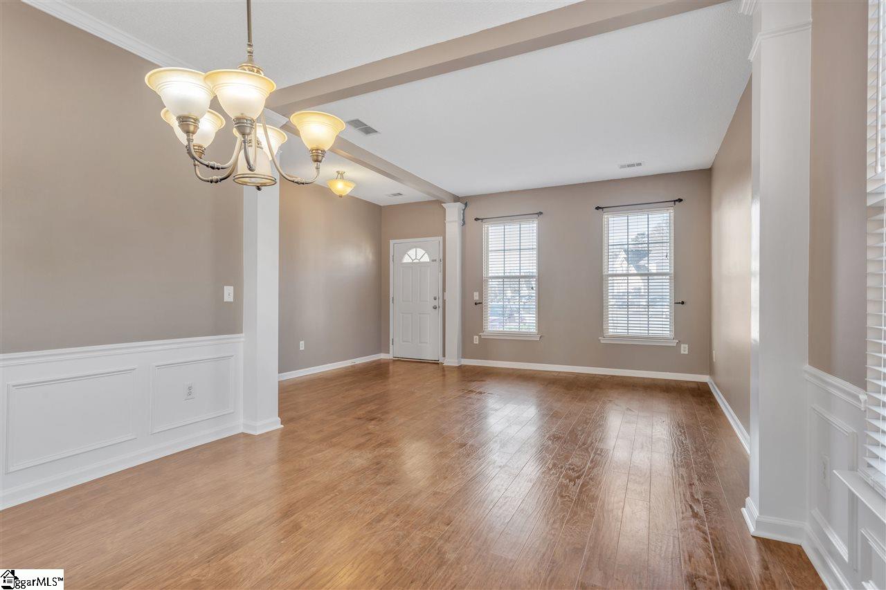 310 Valhalla Lane Simpsonville, SC 29681 - Photo 4 of 18 Gallery Image 4