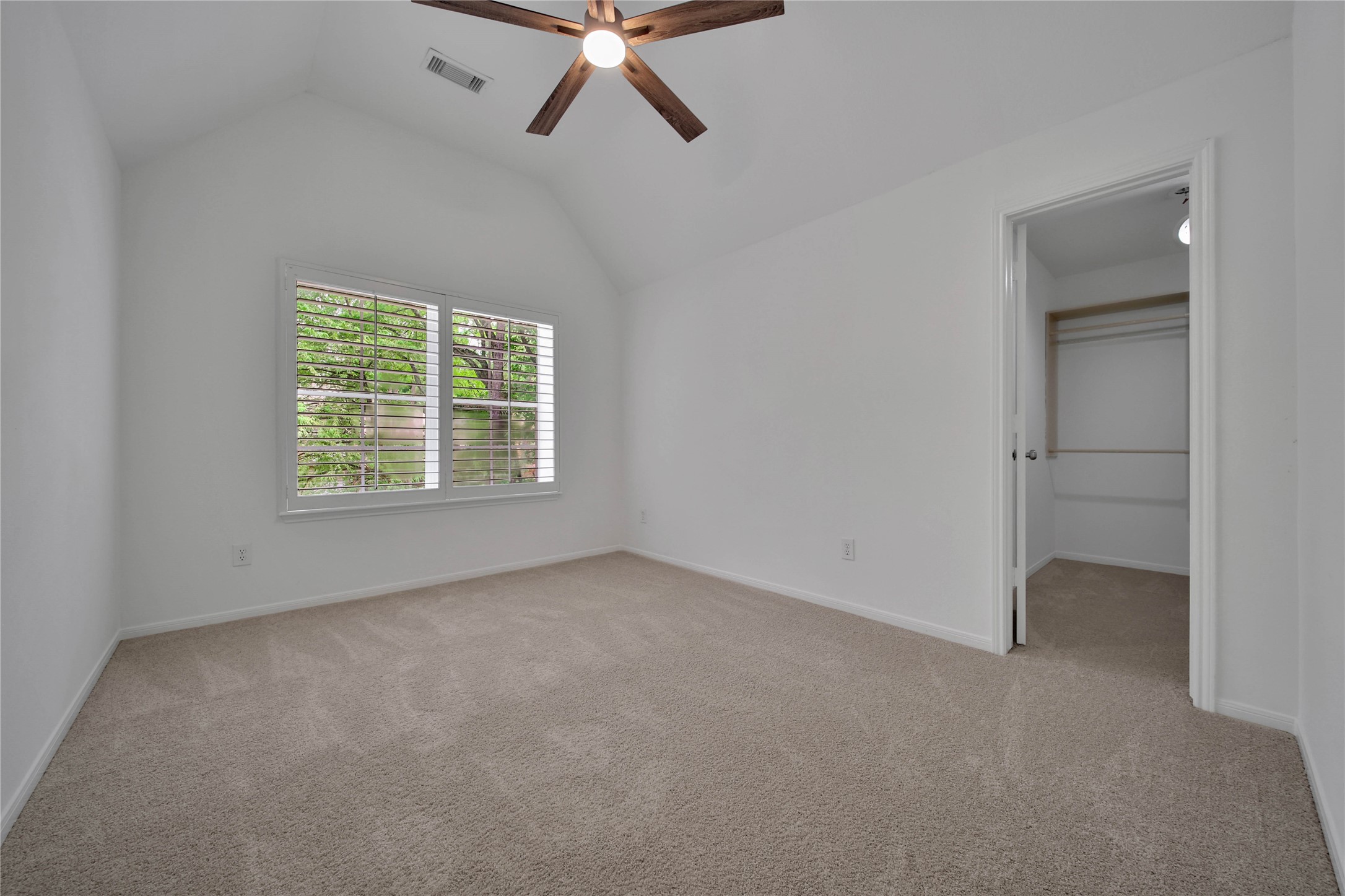 7 Churchdale Place Spring, TX 77382 - Photo 33 of 40 Bedrm #2