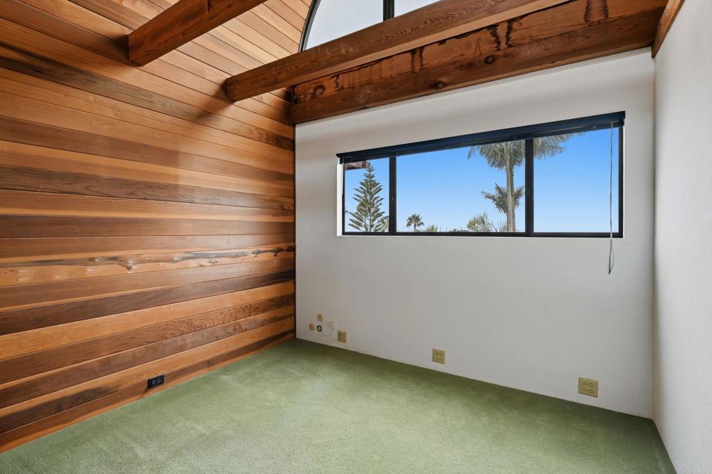 1042 Hymettus Avenue Encinitas, CA 92024 - Photo 30 of 51 office or flex space