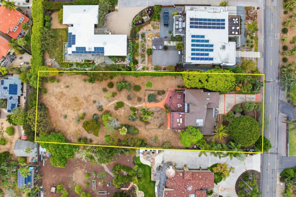 1042 Hymettus Avenue Encinitas, CA 92024 - Photo 4 of 51 Aerial View