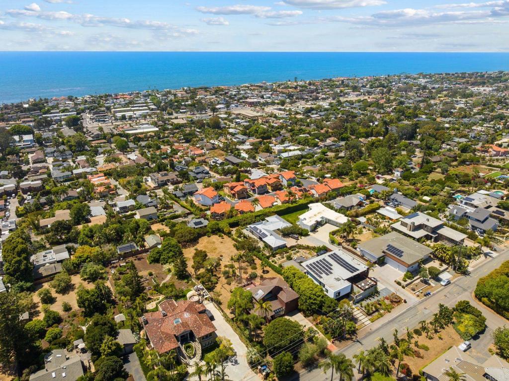 1042 Hymettus Avenue Encinitas, CA 92024 - Photo 46 of 51