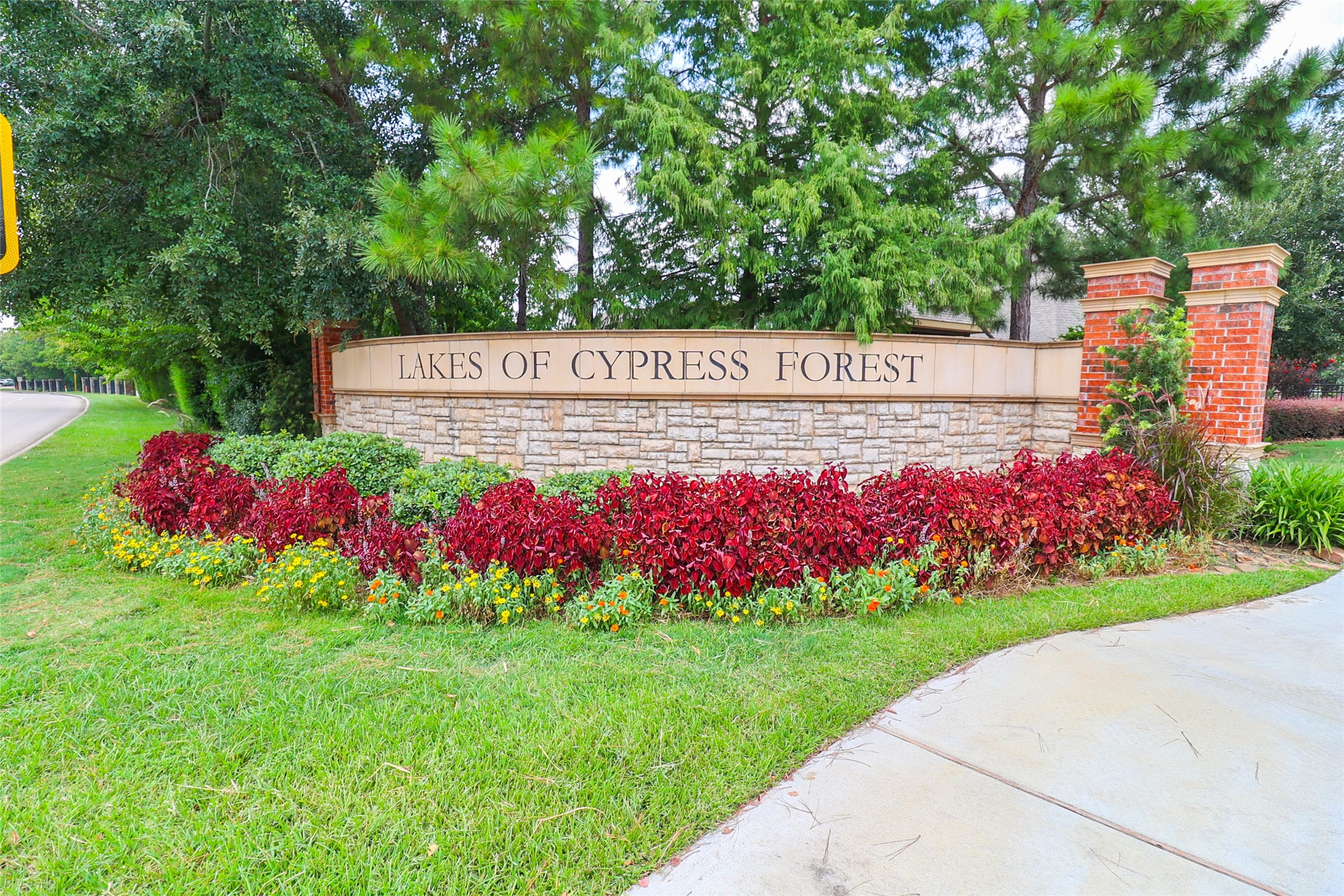 2406 Barclay Lake Lane Spring, TX 77388 - Photo 43 of 50 a view of a kid room