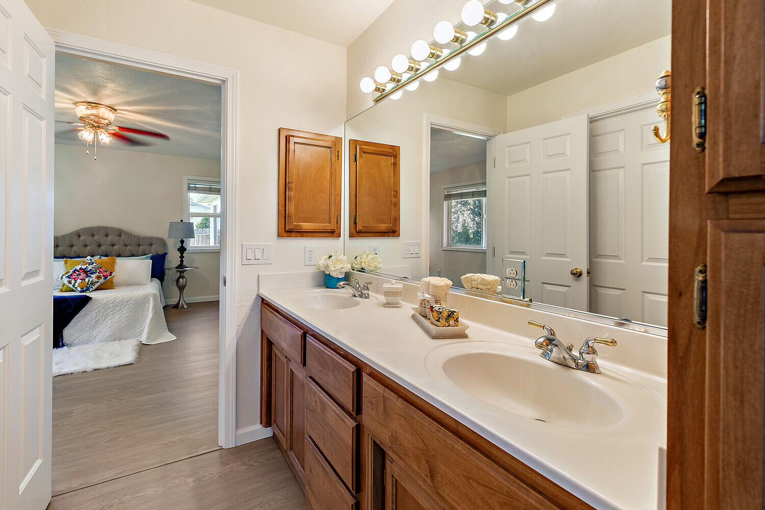 2124 Springbrook Road Medford, OR 97504 - Photo 32 of 42 Gallery Image 32