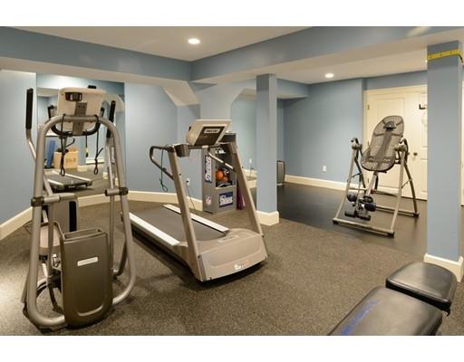 27 Livingston Road Wellesley, MA 02482 - Photo 25 of 30