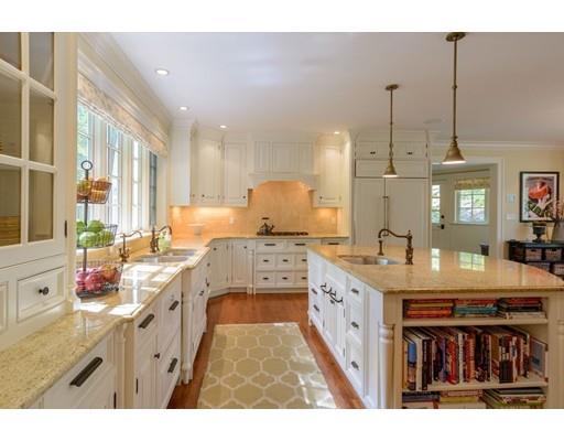 27 Livingston Road Wellesley, MA 02482 - Photo 7 of 30