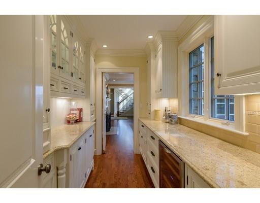 27 Livingston Road Wellesley, MA 02482 - Photo 8 of 30