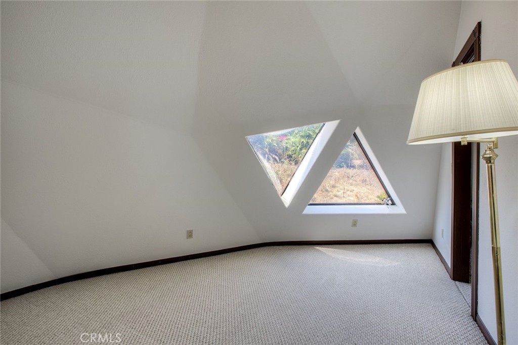 4434 Brodea Lane Fallbrook, CA 92028 - Photo 24 of 38 an empty room with a window