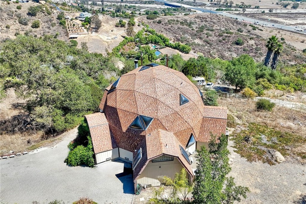 4434 Brodea Lane Fallbrook, CA 92028 - Photo 37 of 38 an aerial view of a house with a yard and lake view