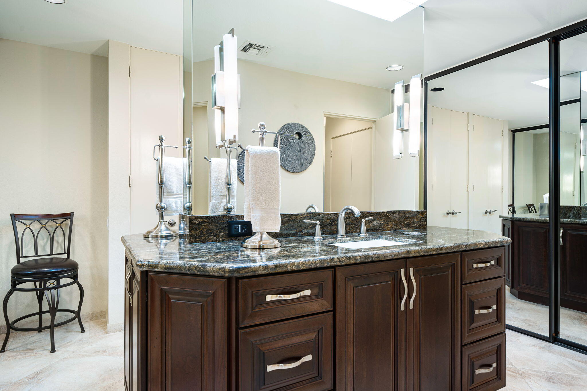634 Hospitality Drive Rancho Mirage, CA 92270 - Photo 39 of 50 51-web-or-mls-JBHospitality-51