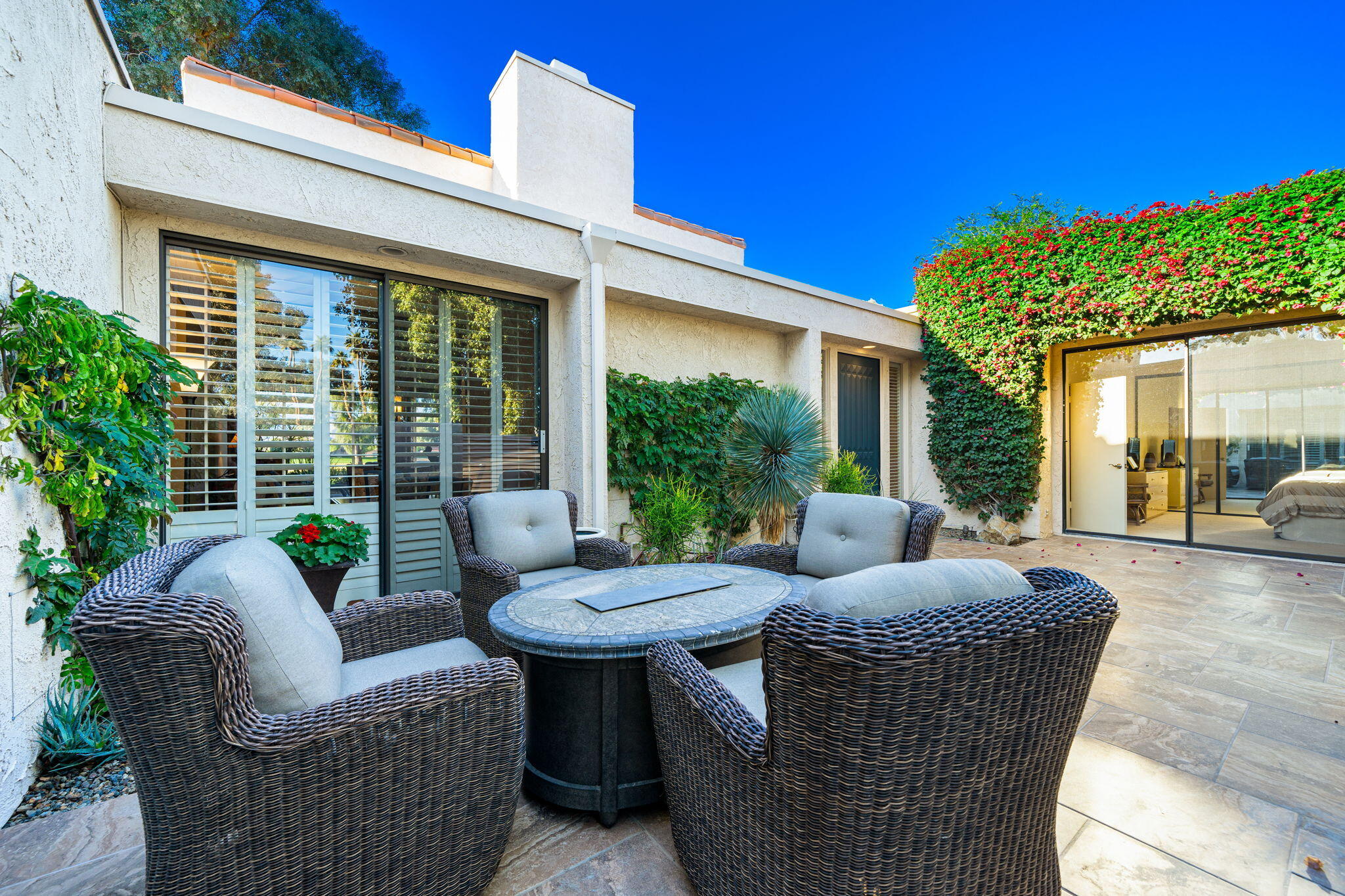 634 Hospitality Drive Rancho Mirage, CA 92270 - Photo 9 of 50 19-web-or-mls-JBHospitality-19