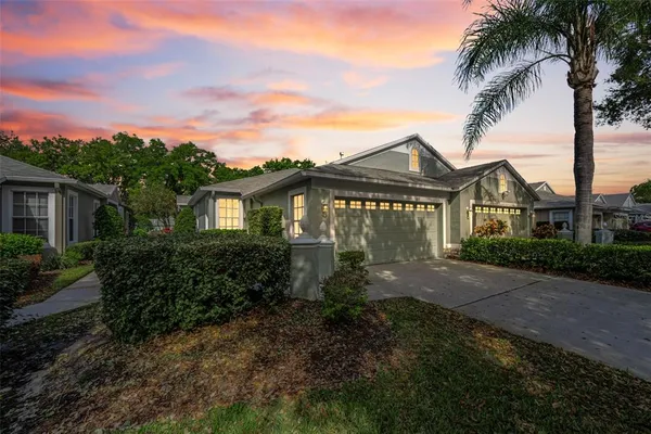 $398,000 | 5721 Heronpark Place, Lithia, FL 33547