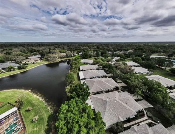 $398,000 | 5721 Heronpark Place, Lithia, FL 33547