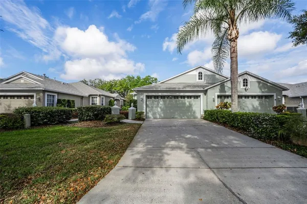 $398,000 | 5721 Heronpark Place, Lithia, FL 33547