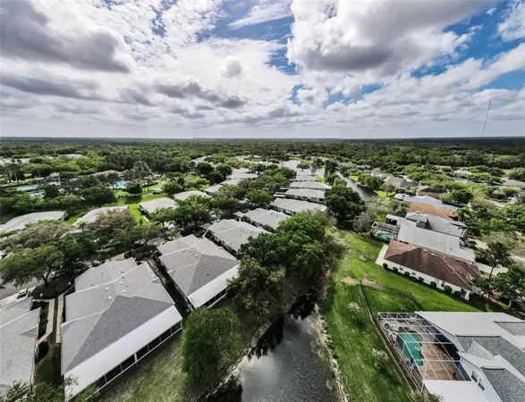 $398,000 | 5721 Heronpark Place, Lithia, FL 33547