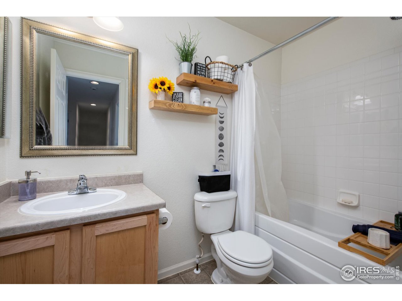 10431 Lower Highland Road Longmont, CO 80504 - Photo 26 of 36 Gallery Image 26