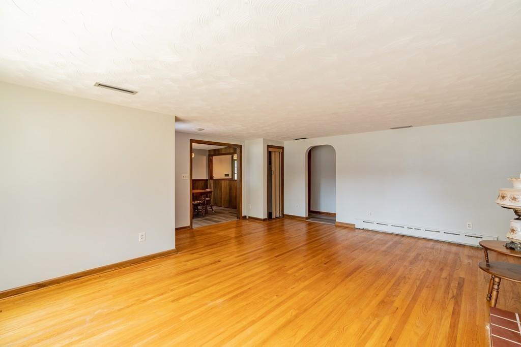 165 Ridgeview Terrace Westfield, MA 01085 - Photo 14 of 21 Gallery Image 14