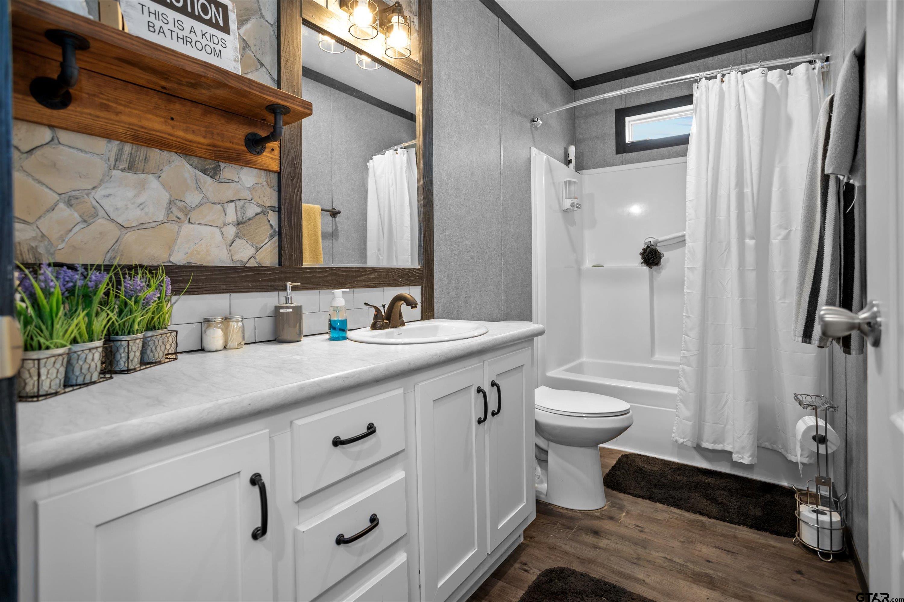 186 Highway 7 Crockett, TX 75835 - Photo 17 of 41