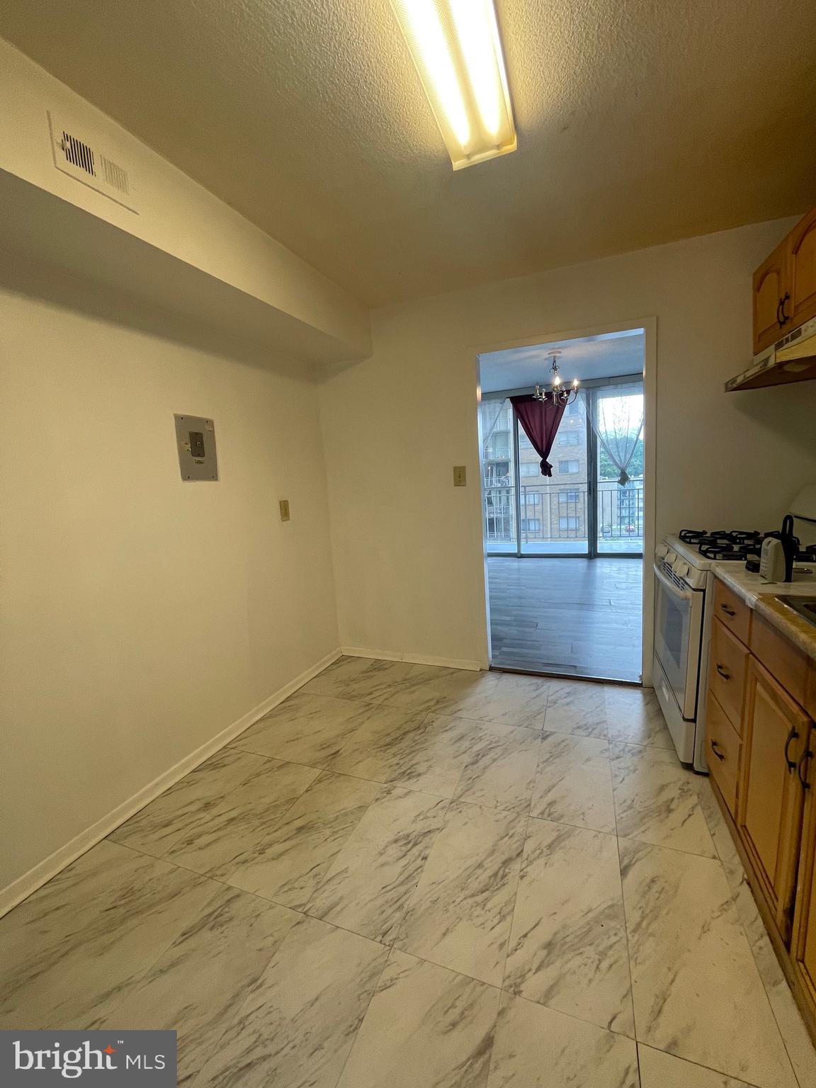 1836 Metzerott Road, Unit 809 Adelphi, MD 20783 - Photo 9 of 21