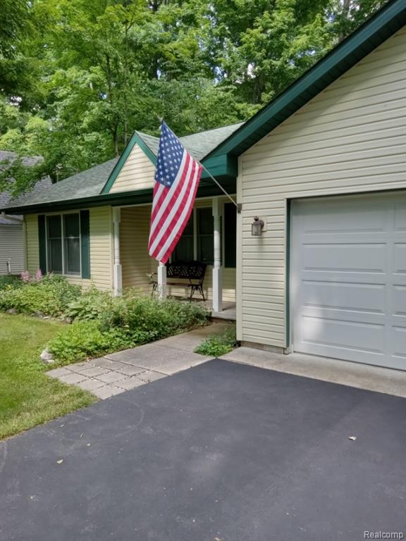 4405 Hemlock Road Cedar, MI 49621 - Photo 2 of 25
