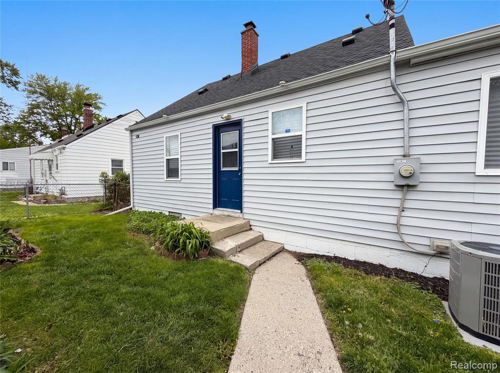 26311 Hopkins Avenue Inkster, MI 48141 - Photo 5 of 17