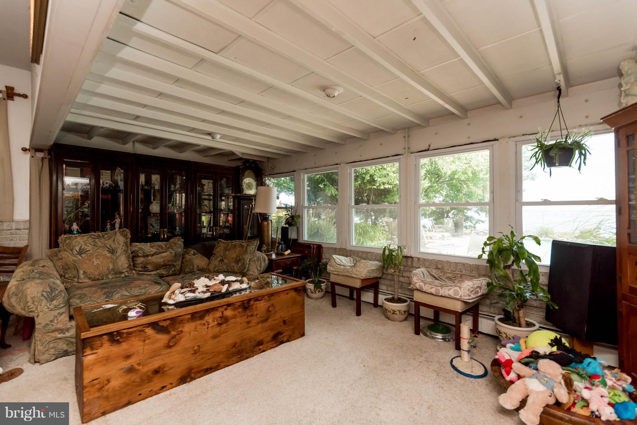 1587 Stuart Road Edgewater, MD 21037 - Photo 20 of 30 Living Room