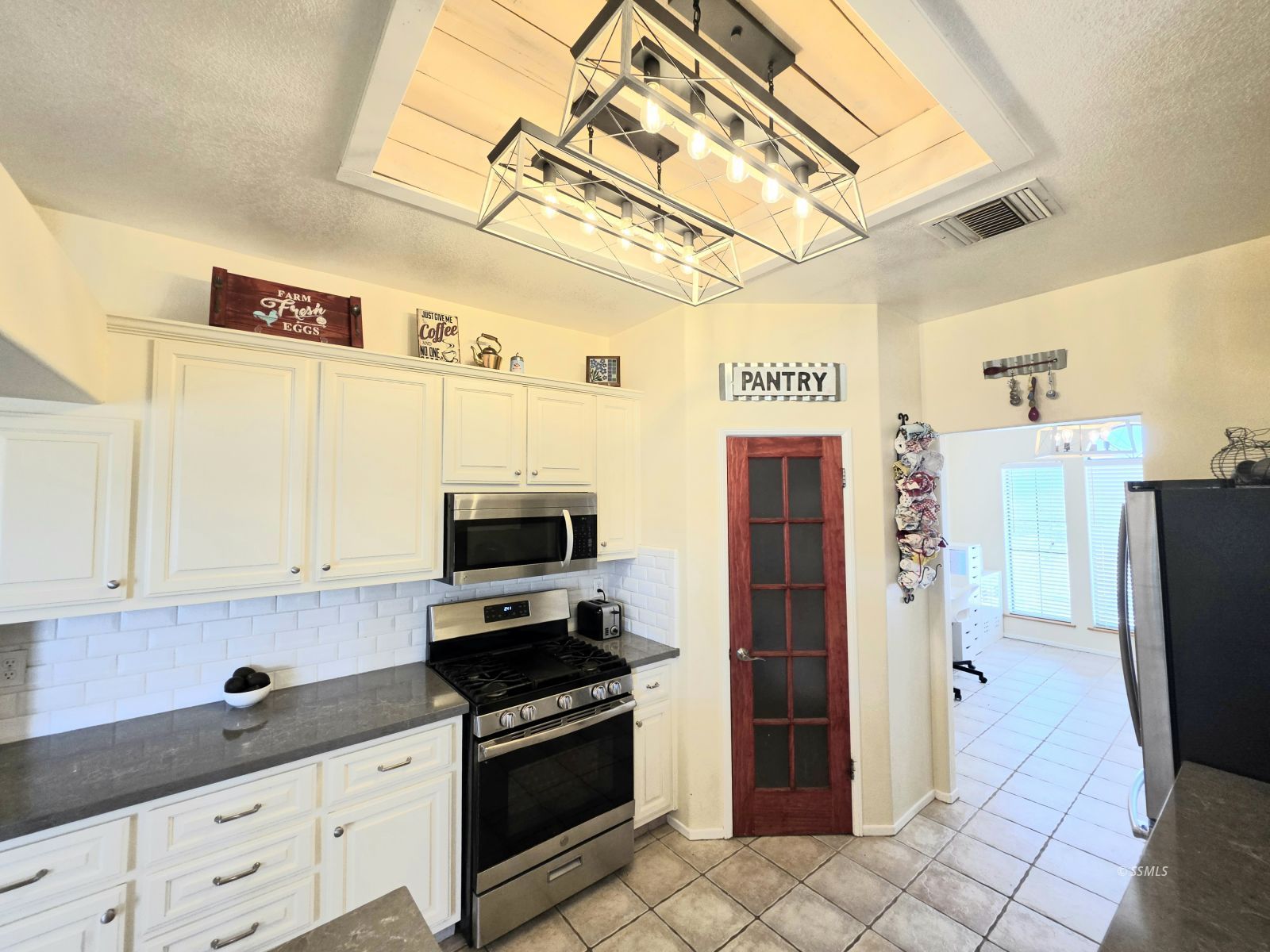 309 East Diamond Peak Avenue Ridgecrest, CA 93555 - Photo 11 of 50