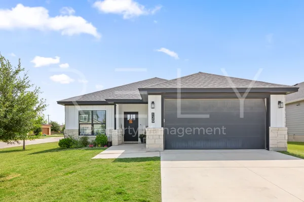$2,050 | 129 Seattle Slew Drive, Jarrell, TX 76537