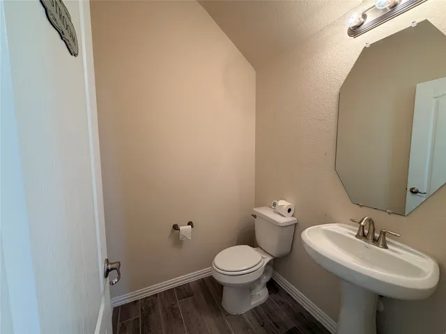 a view of a walk in closet