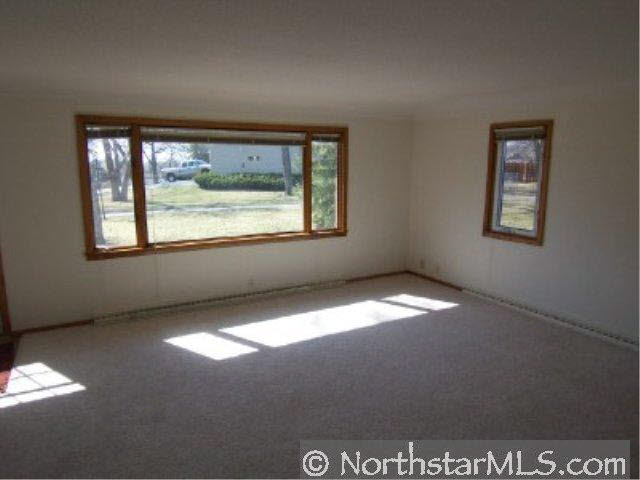 711 Shady Ridge Road Hutchinson, MN 55350 - Photo 3 of 10 Gallery Image 3