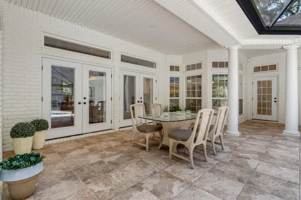 $1,275,000 | 111 Troy Circle, Fort Walton Beach, FL 32547