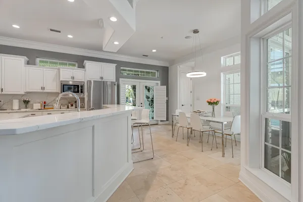 $1,275,000 | 111 Troy Circle, Fort Walton Beach, FL 32547
