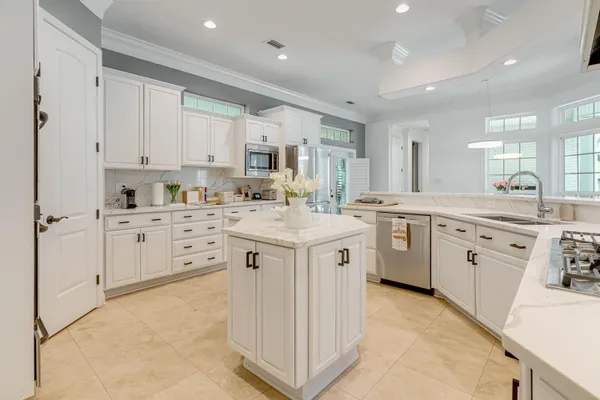 $1,275,000 | 111 Troy Circle, Fort Walton Beach, FL 32547