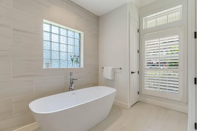 $1,350,000 | 111 Troy Circle, Fort Walton Beach, FL 32547